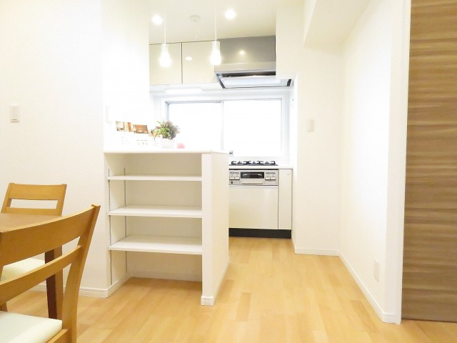 第一フォンタナ駒沢　LDK約10.0帖