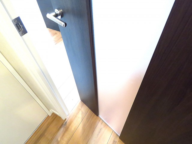 マコトパレス　LDK扉
