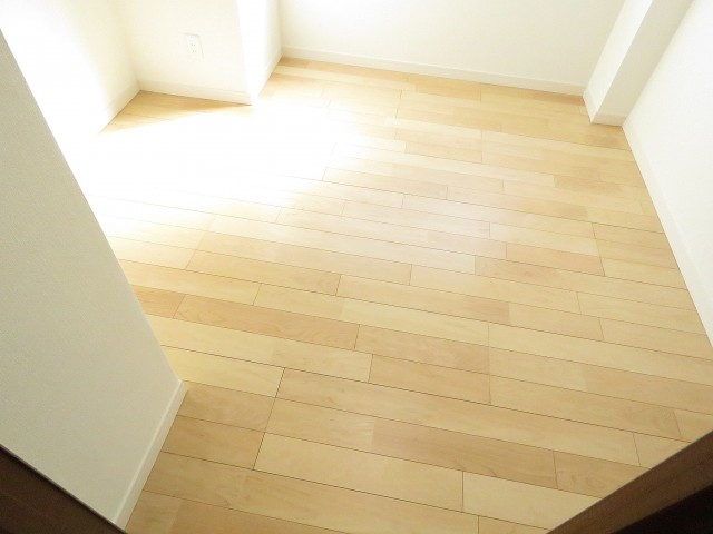 セブンスターマンション中目黒　サービスルーム約4.2帖