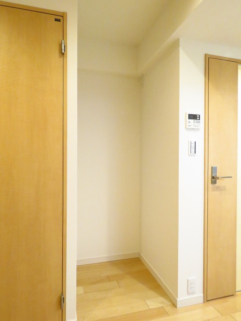 シャトー赤坂　冷蔵庫置場