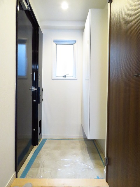 氷川アネックス2号館　玄関ホール