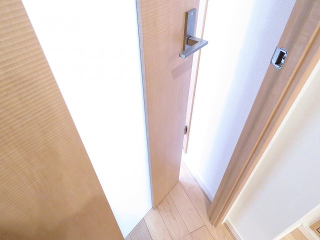 ライオンズマンション神楽坂第3　ダイニングキッチン扉