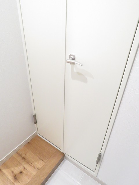 ライオンズマンション神楽坂第3　電気温水器