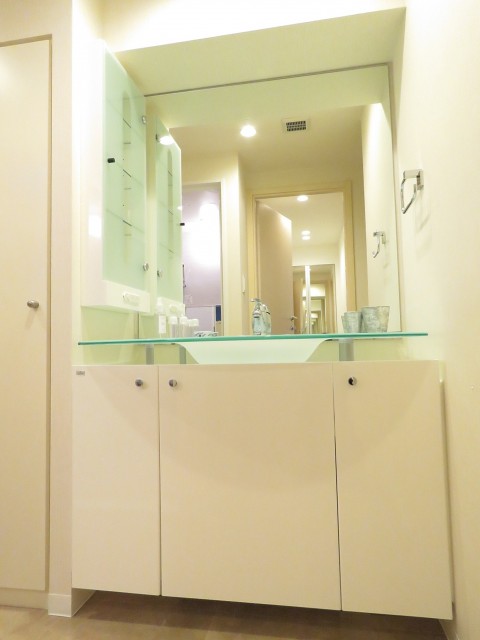 スタジオエアー白金　洗面化粧台