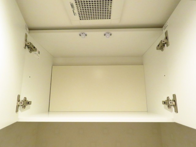 五反田ダイヤモンドマンション　トイレ収納