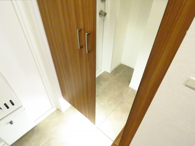 ライオンズマンション飯田橋　シューズBOX