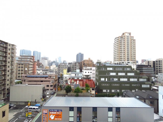 ライオンズマンション飯田橋　共用廊下眺望