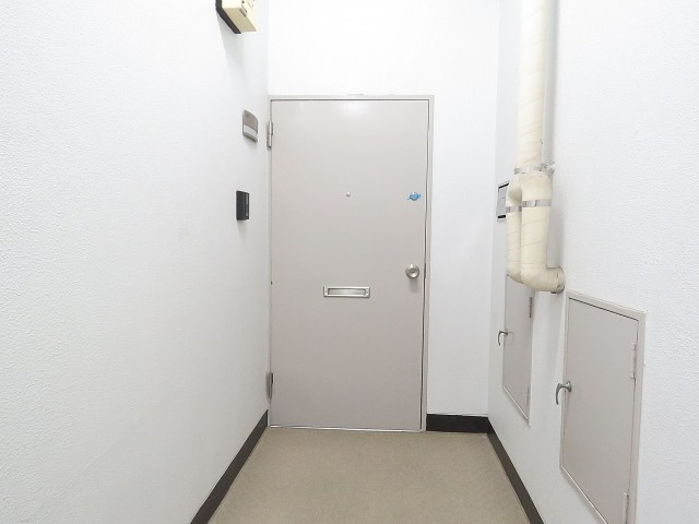 マコトパレス　玄関扉