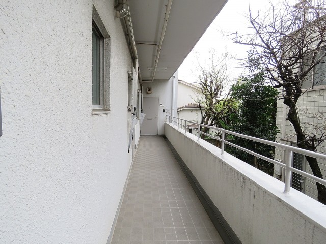 マコトパレス　共用廊下