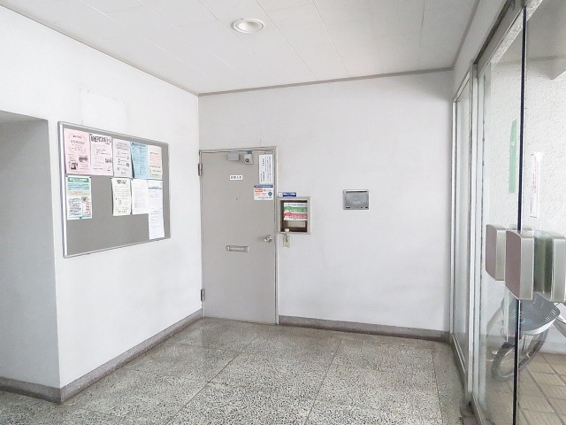 マコトパレス　エントランスホール