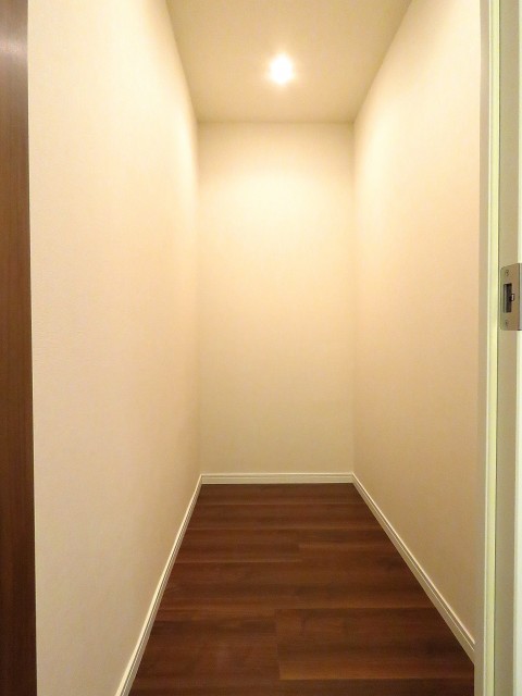 パークハイム用賀　納戸