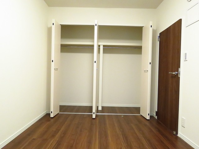 パークハイム用賀　洋室約6.1帖