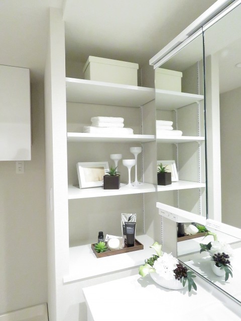 シティウインズ品川ガーデンコート　収納棚