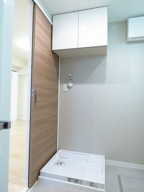 玉川スカイハイツ　洗濯機置場