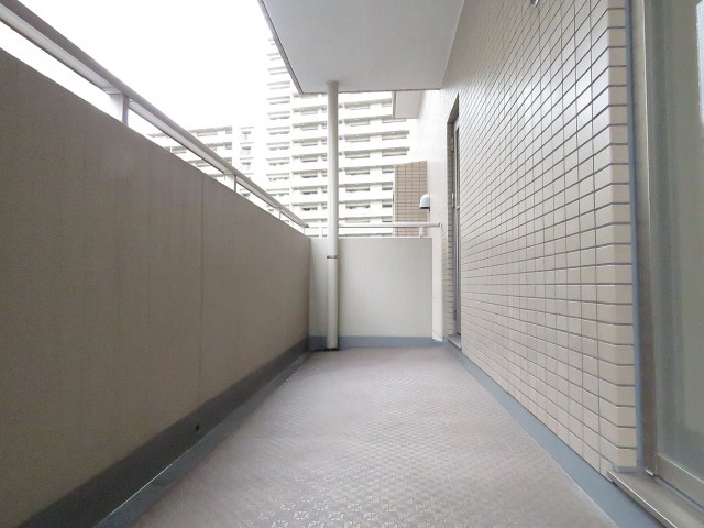 シティウインズ品川ガーデンコート　北側バルコニー