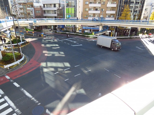 ルモン広尾　マンション前