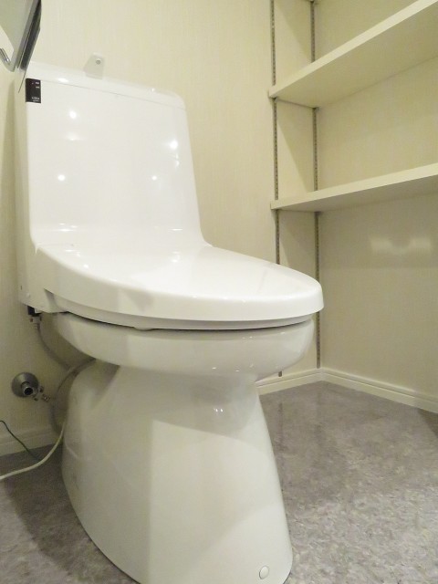 秀和第二神宮レジデンス　トイレ