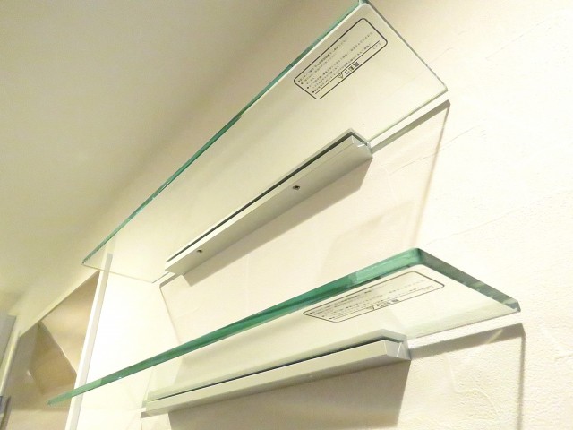 秀和第二神宮レジデンス　ガラス棚