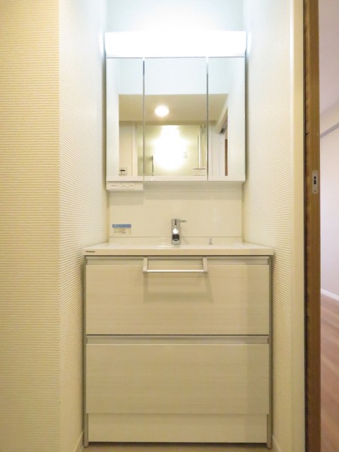 シャトレー代々木　洗面化粧台