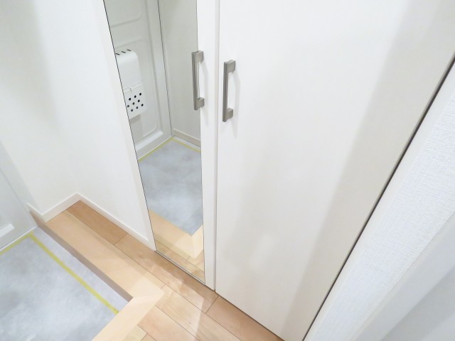 秀和代官山レジデンス　シューズBOX