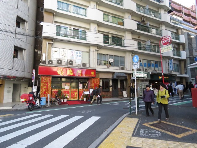 シャトレー代々木　前面道路