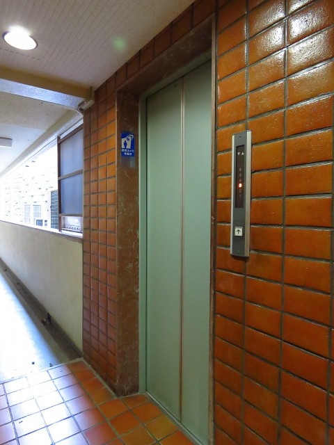 カルム第二赤坂　エレベーター