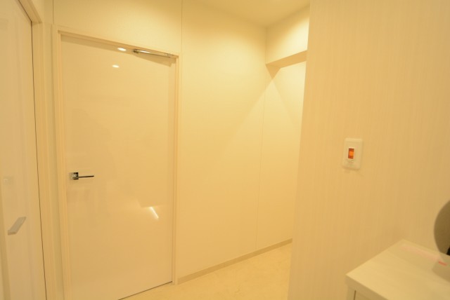 上北沢テラスA棟 玄関