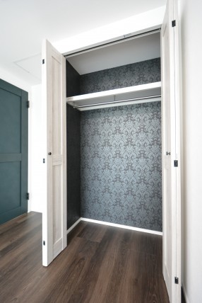 ブロードウェイ 洋室2