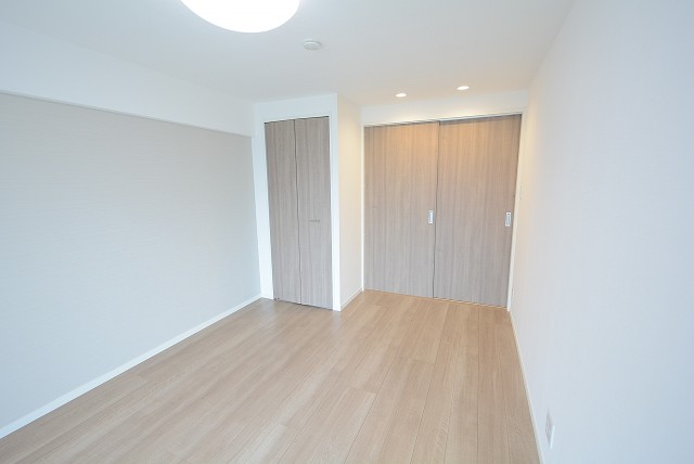 日商岩井南烏山マンション 洋室①