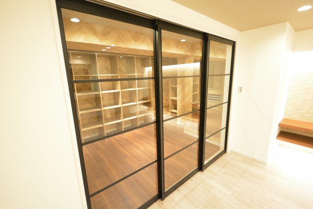 ブロードウェイ 洋室2