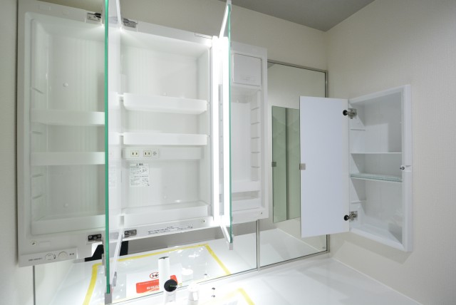 ブロードウェイ 洗面室