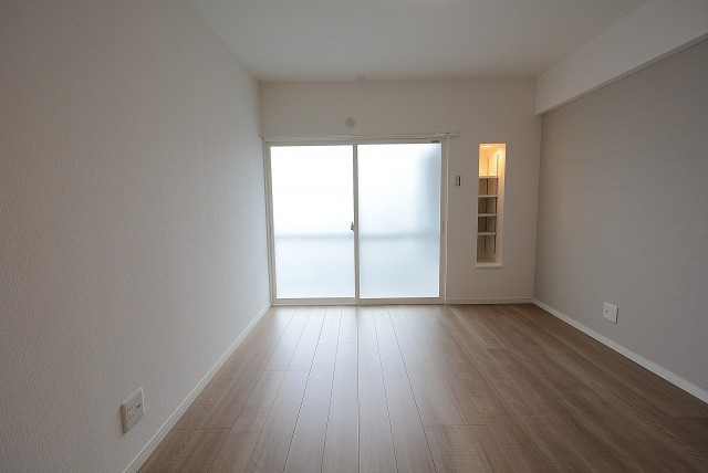 日商岩井南烏山マンション 洋室②