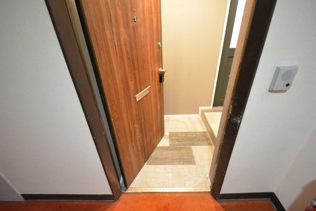 ブロードウェイ 玄関