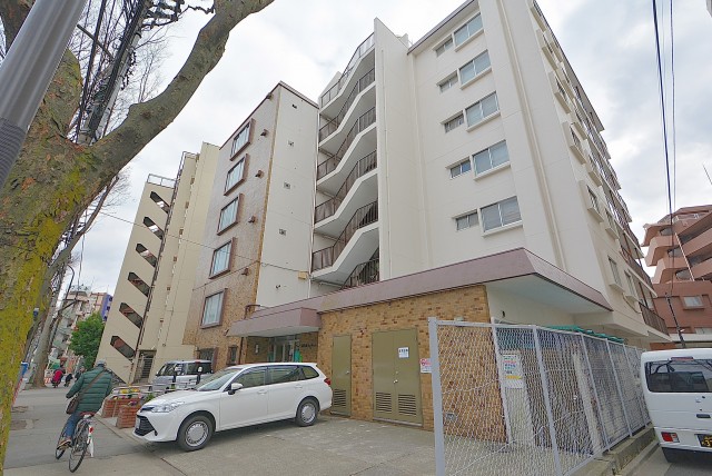 日商岩井南烏山マンション 外観