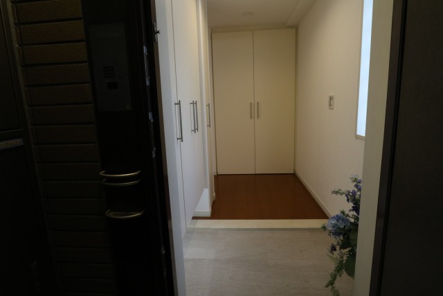 アルス代々木参宮橋コートアデリオン 玄関