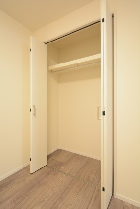 ライオンズマンション池袋 洋室2