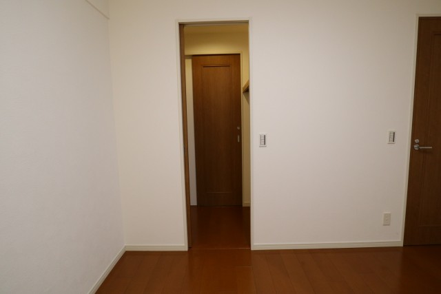 アルス代々木参宮橋コートアデリオン スルークローゼット