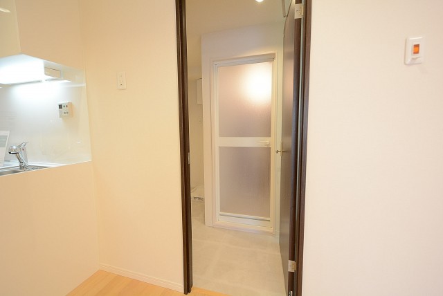 日商岩井豪徳寺マンション (25)　洗面