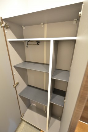 宏和マンション 玄関