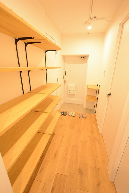 代官山エーデルハイム 玄関