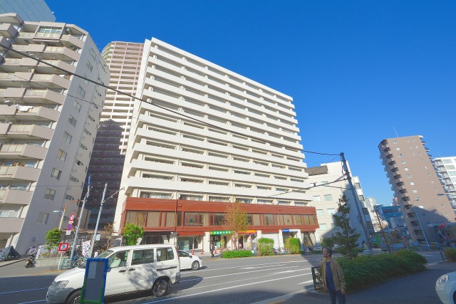 シャトレ市ヶ谷 外観