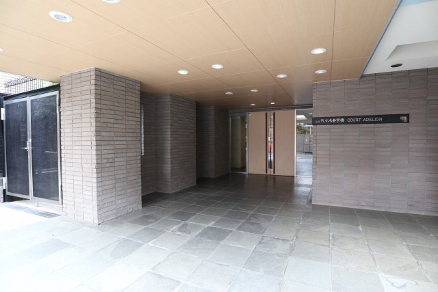 アルス代々木参宮橋コートアデリオン 入口周辺