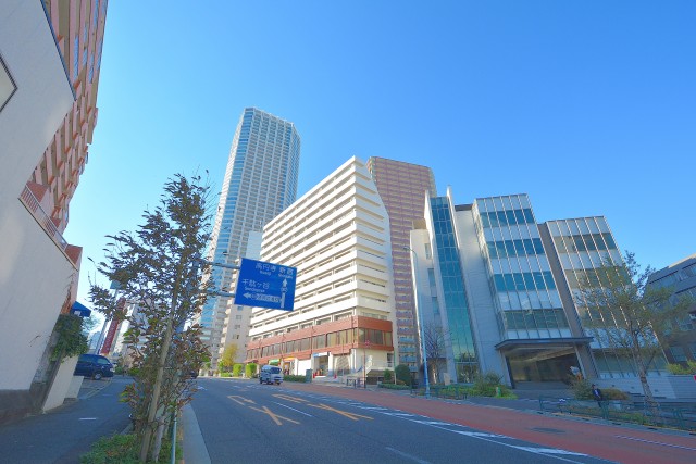 シャトレ市ヶ谷 外観