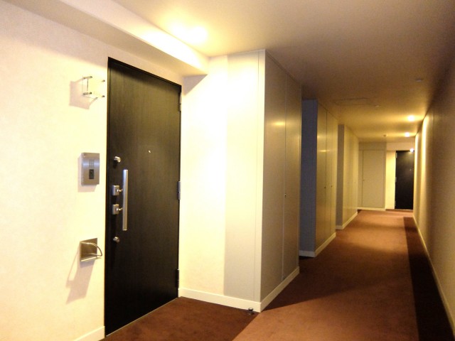 ベイクレストタワー＿共用廊下