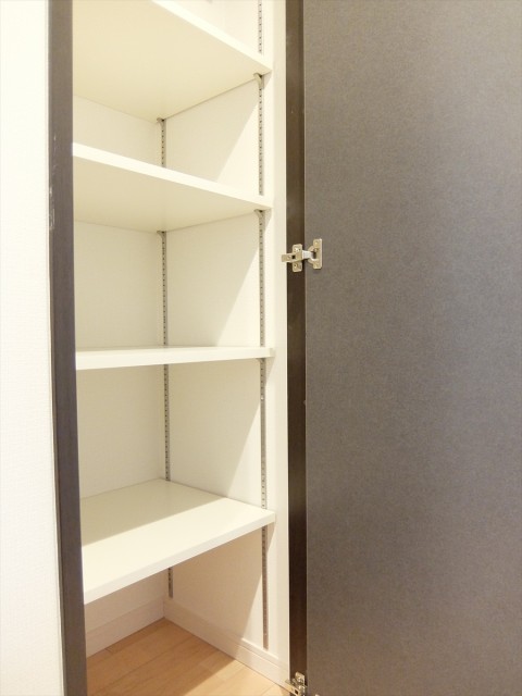 ザ・晴海レジデンス　廊下収納