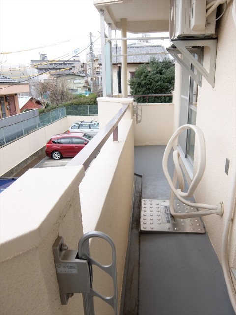 池ノ上グロリアハイツ　バルコニー