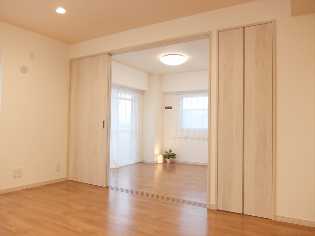 池ノ上グロリアハイツ　リビングダイニング