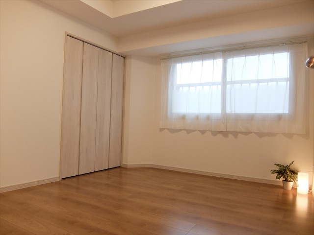 池ノ上グロリアハイツ　5帖洋室