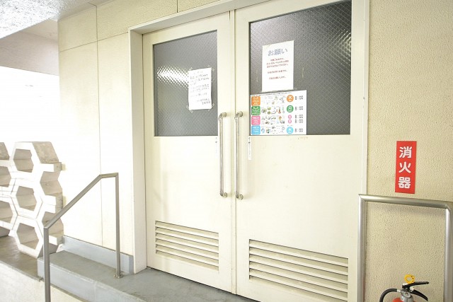 シャトー東洋南青山　ゴミ置き場