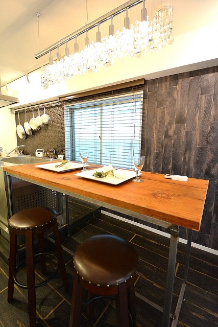 秀和第2北青山レジデンス　ダニングテーブル